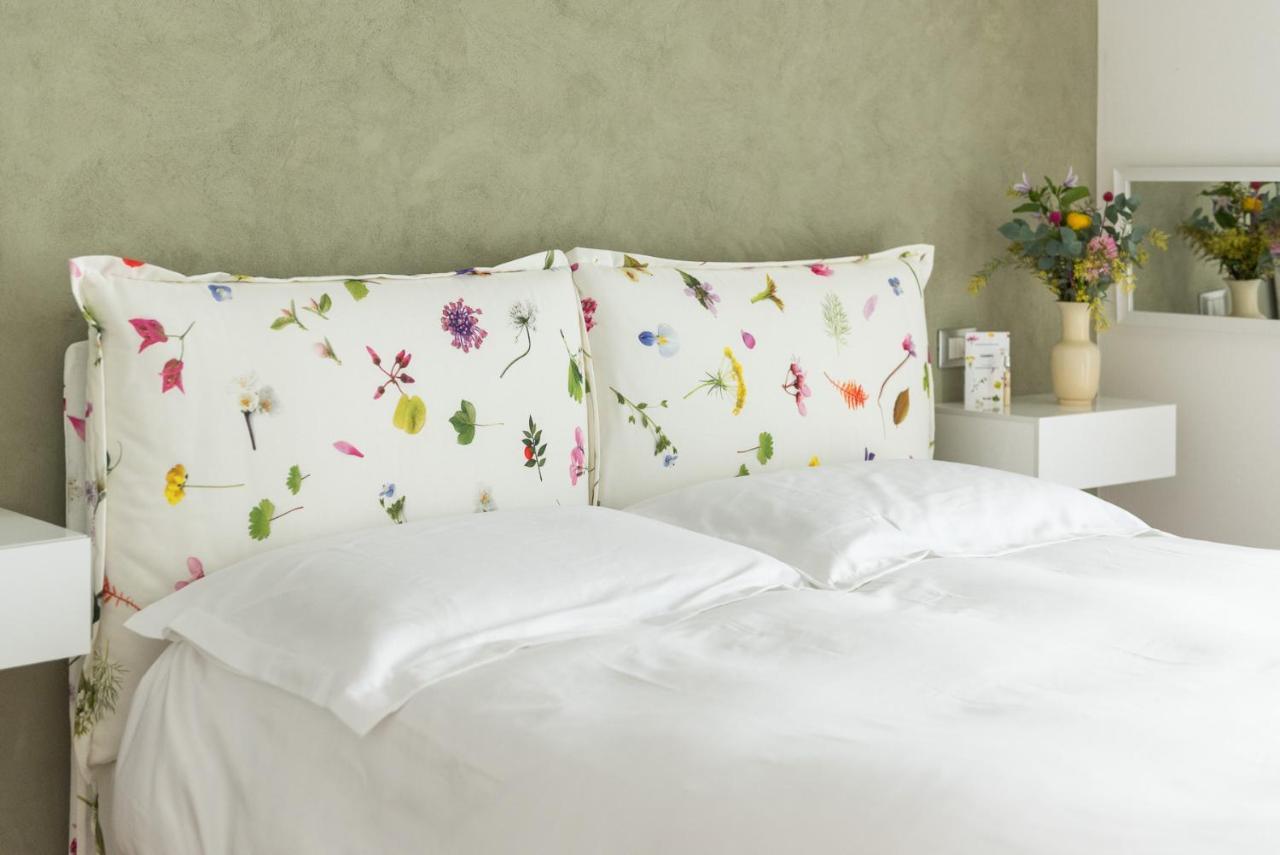 Bardolino Suite Bagian luar foto