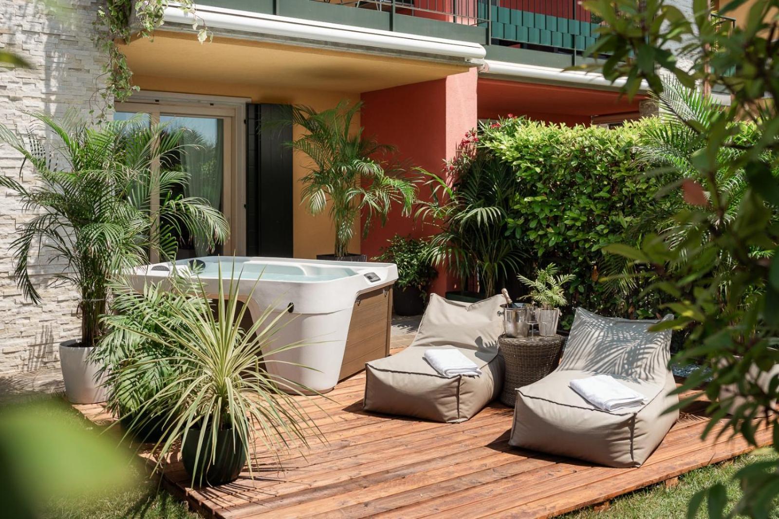 Bardolino Suite Bagian luar foto